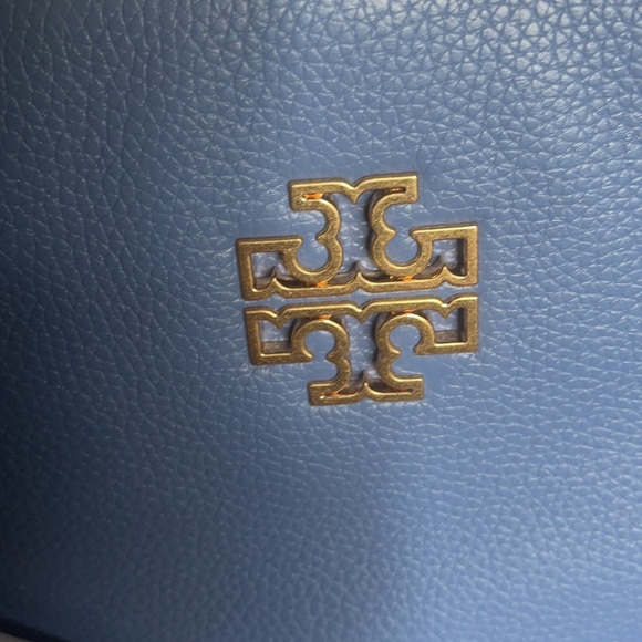 Tory Burch tote 🦋🦋 - Picture 4 of 11